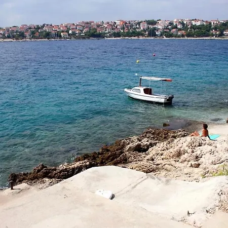Maja Apartman *